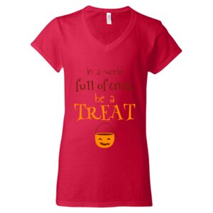 Softstyle® Women’s V-Neck T-Shirt Thumbnail