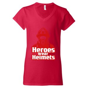 Softstyle® Women’s V-Neck T-Shirt Thumbnail