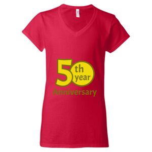 Softstyle® Women’s V-Neck T-Shirt Thumbnail