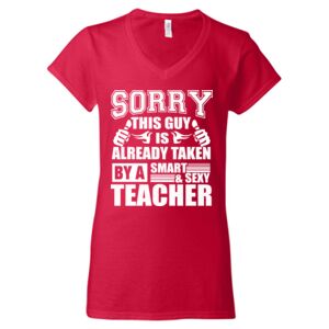 Softstyle® Women’s V-Neck T-Shirt Thumbnail