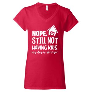 Softstyle® Women’s V-Neck T-Shirt Thumbnail