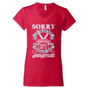 Softstyle® Women’s V-Neck T-Shirt Thumbnail